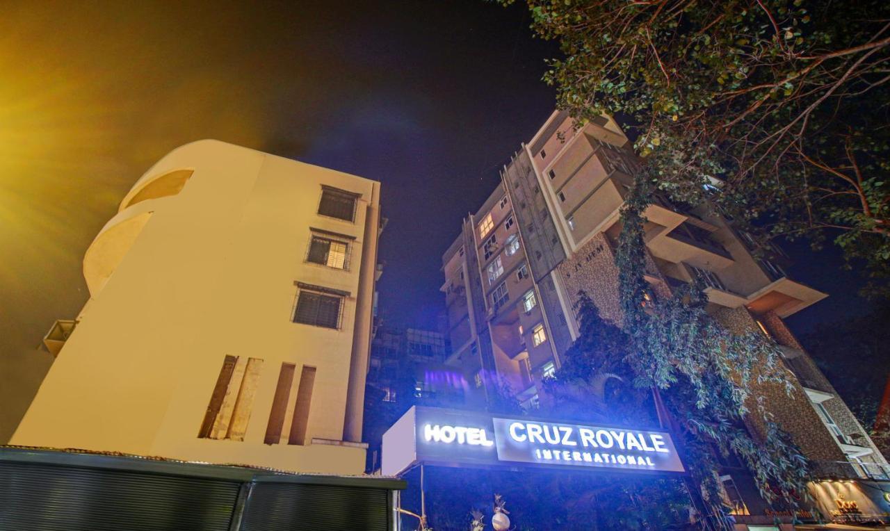 Treebo Cruz Royale Santacruz West Hotel Mumbai Exterior photo